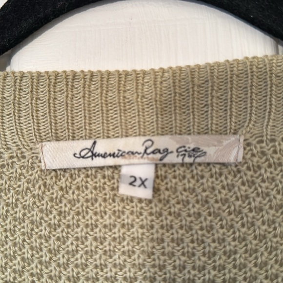 American Rag Cie solid color tan knit boho cardigan with fringe!  EUC! - Picture 5 of 9